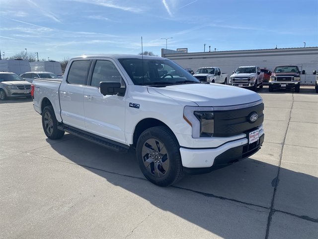 Used 2024 Ford F150 Lightning Flash image 3