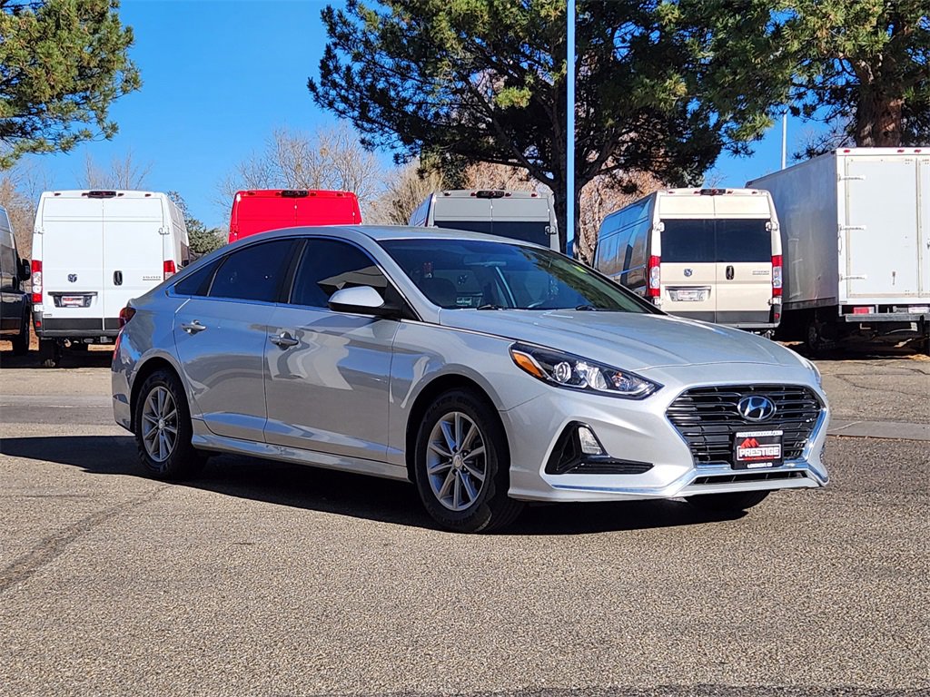 Used 2019 Hyundai Sonata SE image 1