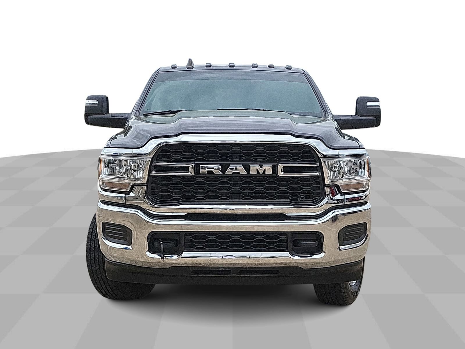 Used 2024 RAM 2500 Tradesman w/ Chrome Appearance Group image 3