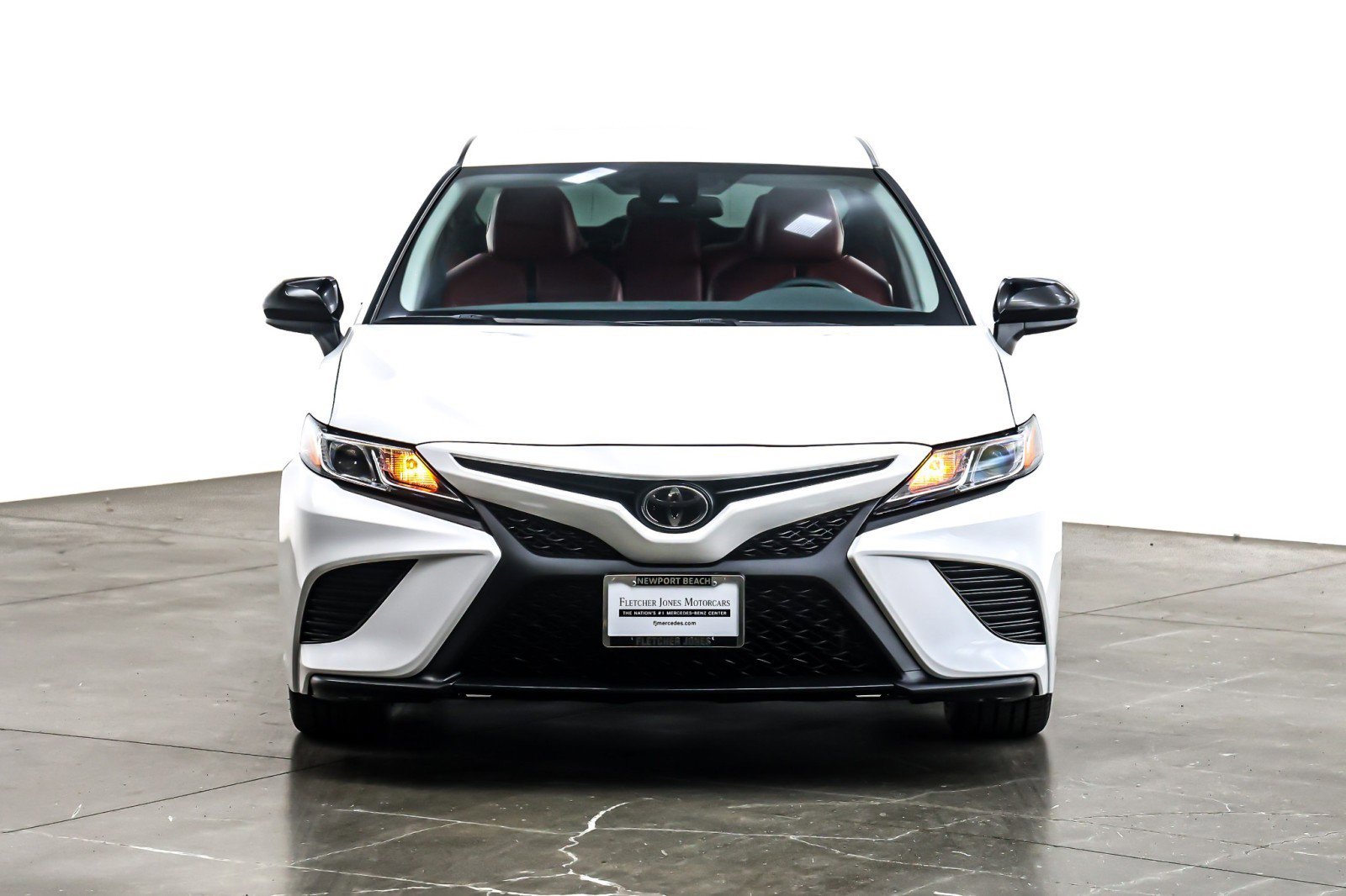 Used 2019 Toyota Camry SE image 4