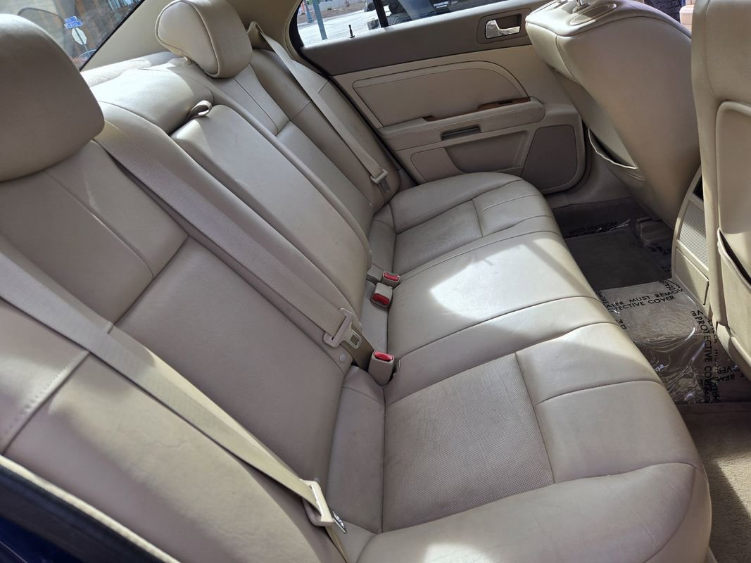 Used 2009 Cadillac STS AWD w/ AWD Preferred Equipment Group image 22