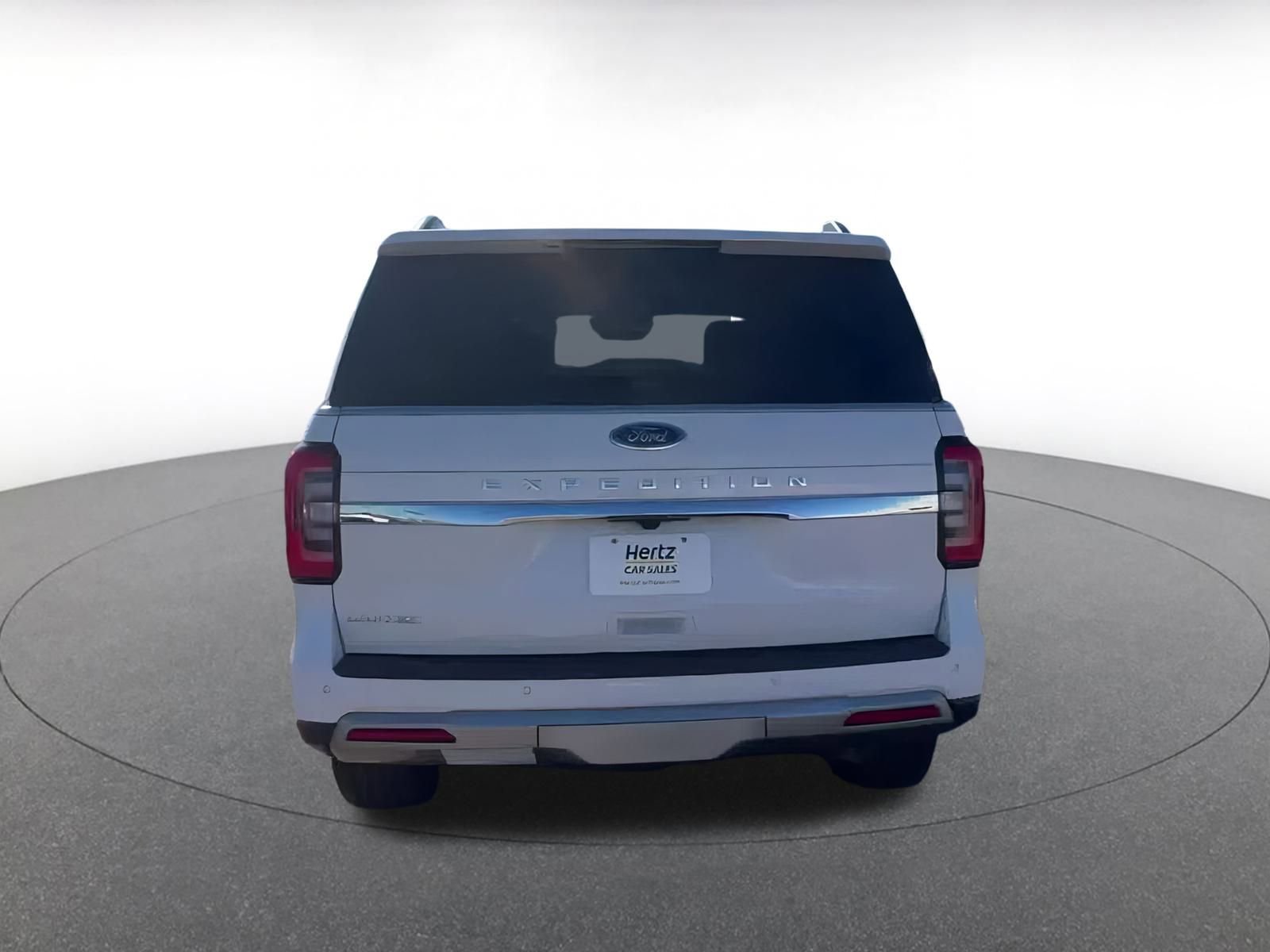 Used 2024 Ford Expedition Limited image 12