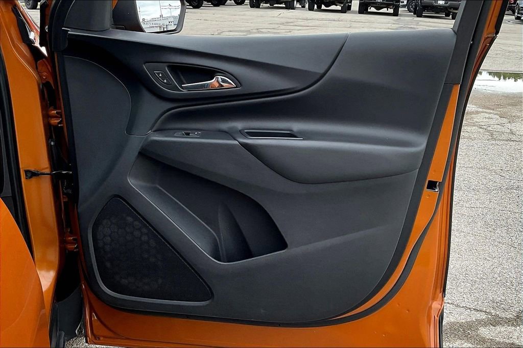 Used 2019 Chevrolet Equinox LT FWD image 19
