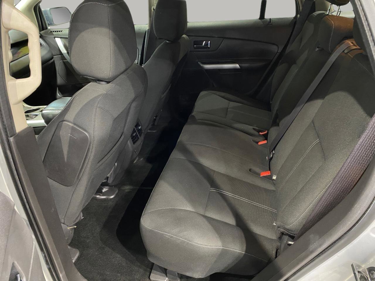 Used 2014 Ford Edge SE w/ Equipment Group 101A image 15