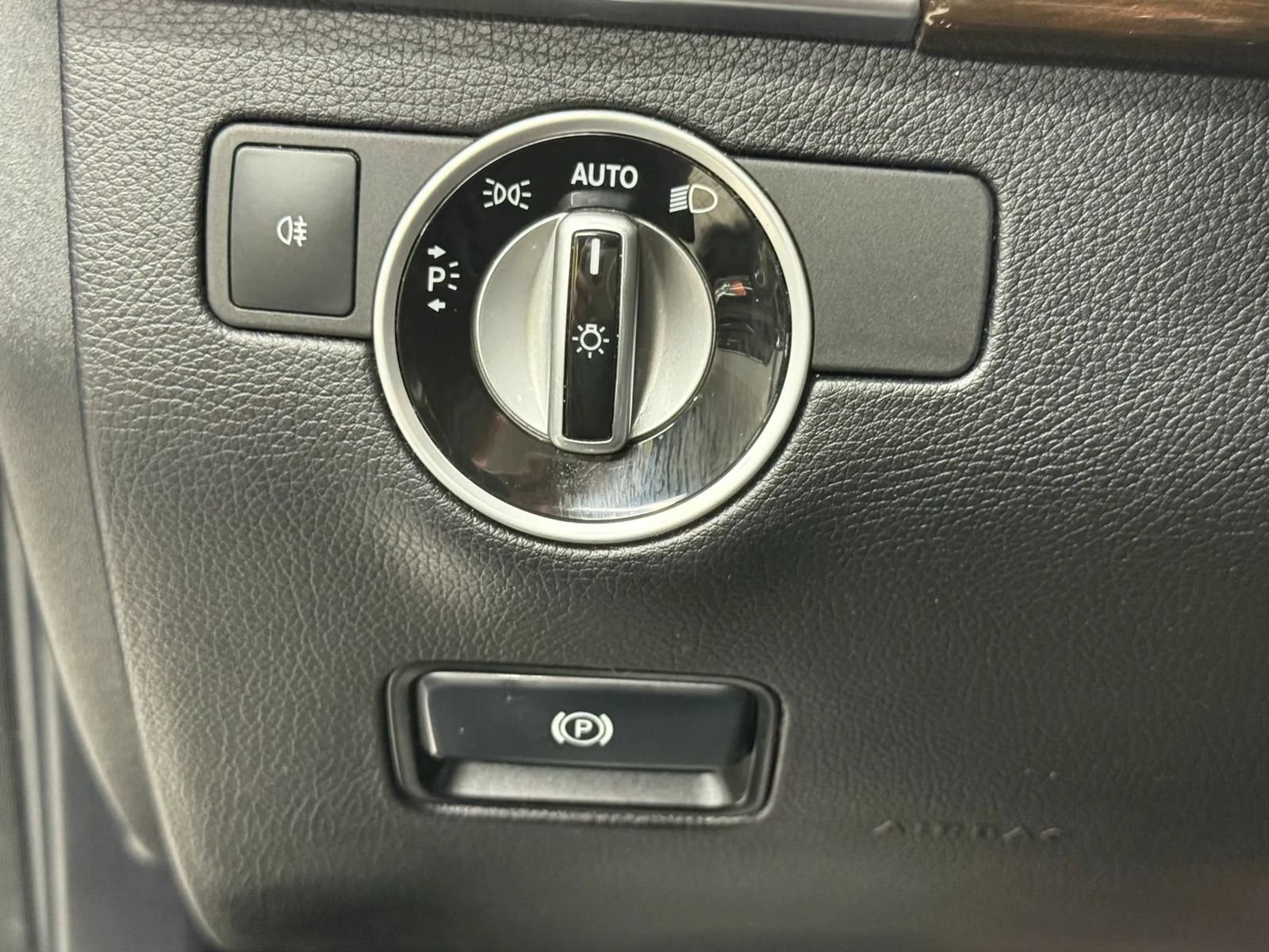 Used 2015 Mercedes-Benz ML 350 2WD w/ Premium 1 Package image 26