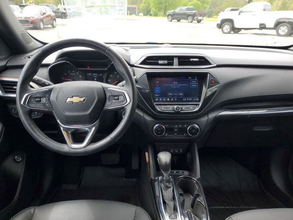 Used 2023 Chevrolet TrailBlazer ACTIV w/ Sun and Liftgate Package AWD/4WD image 25