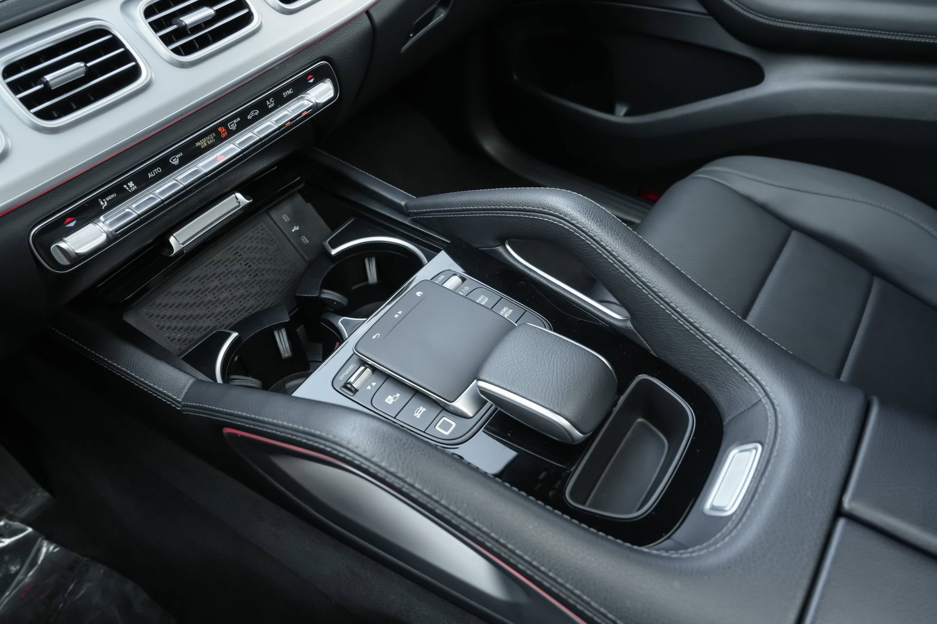 Used 2025 Mercedes-Benz GLE 350 4MATIC image 11