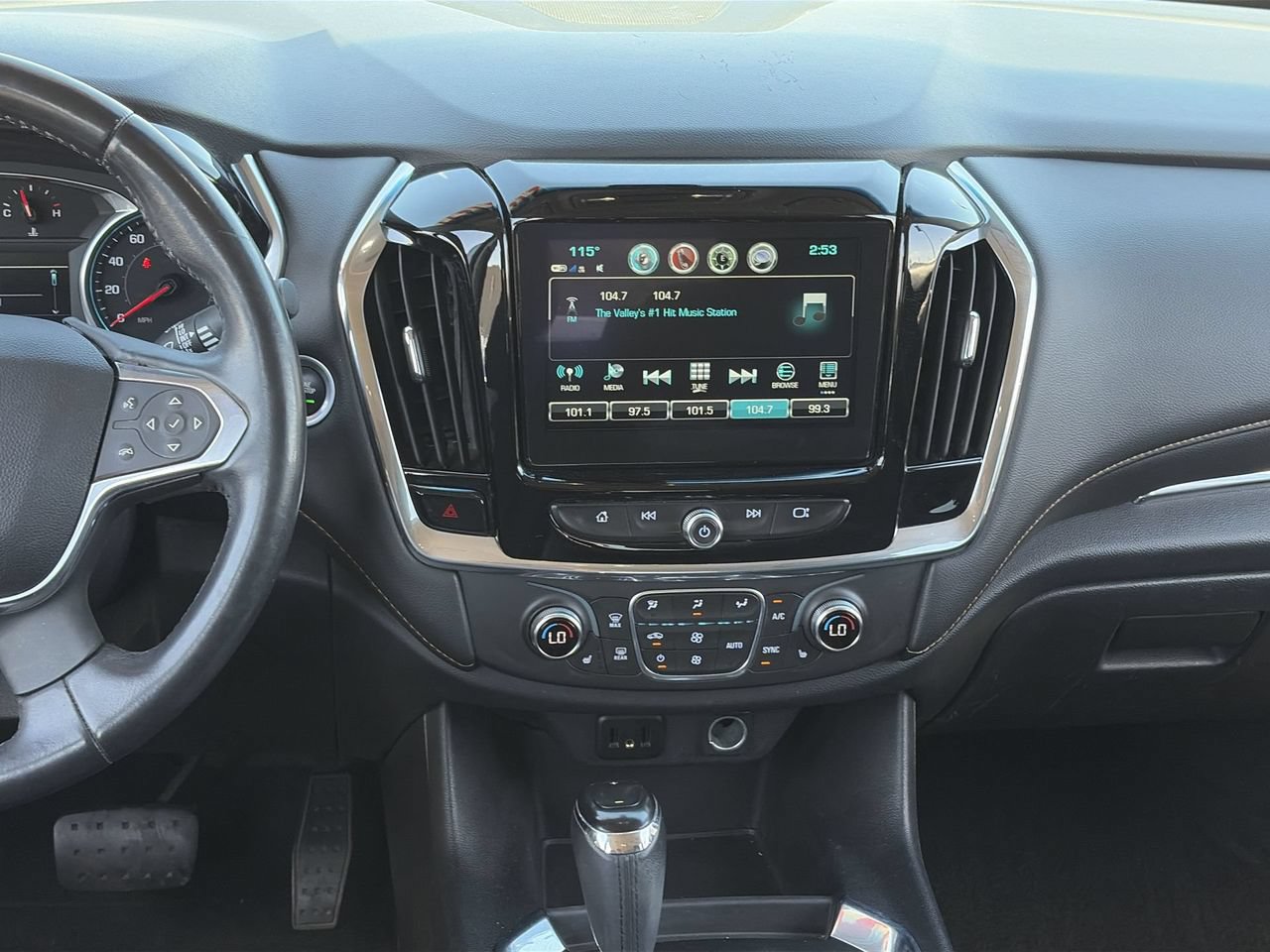 Used 2019 Chevrolet Traverse LT FWD image 14