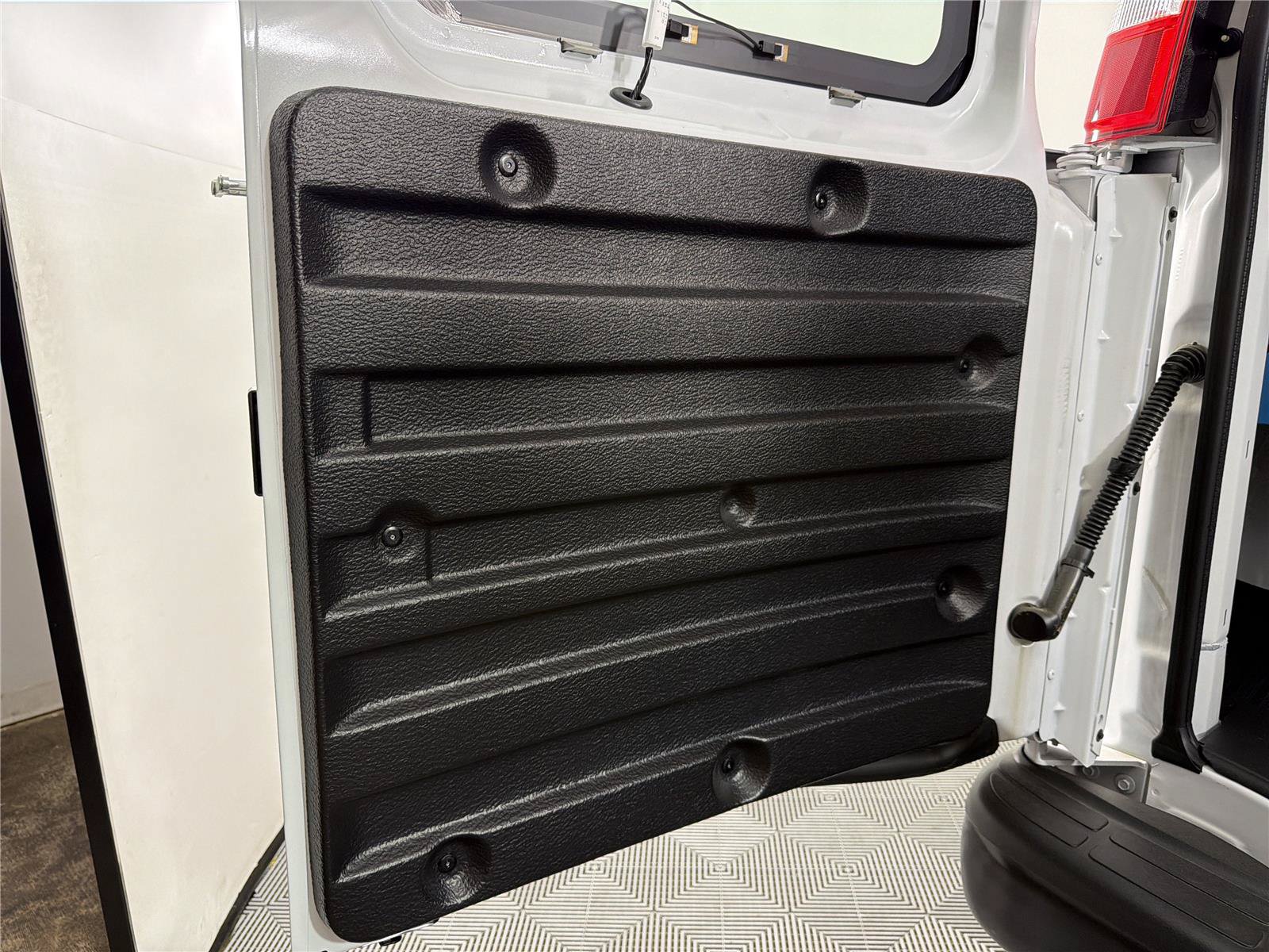 New 2025 GMC Savana 2500 w/ Driver Convenience Package RWD image 20