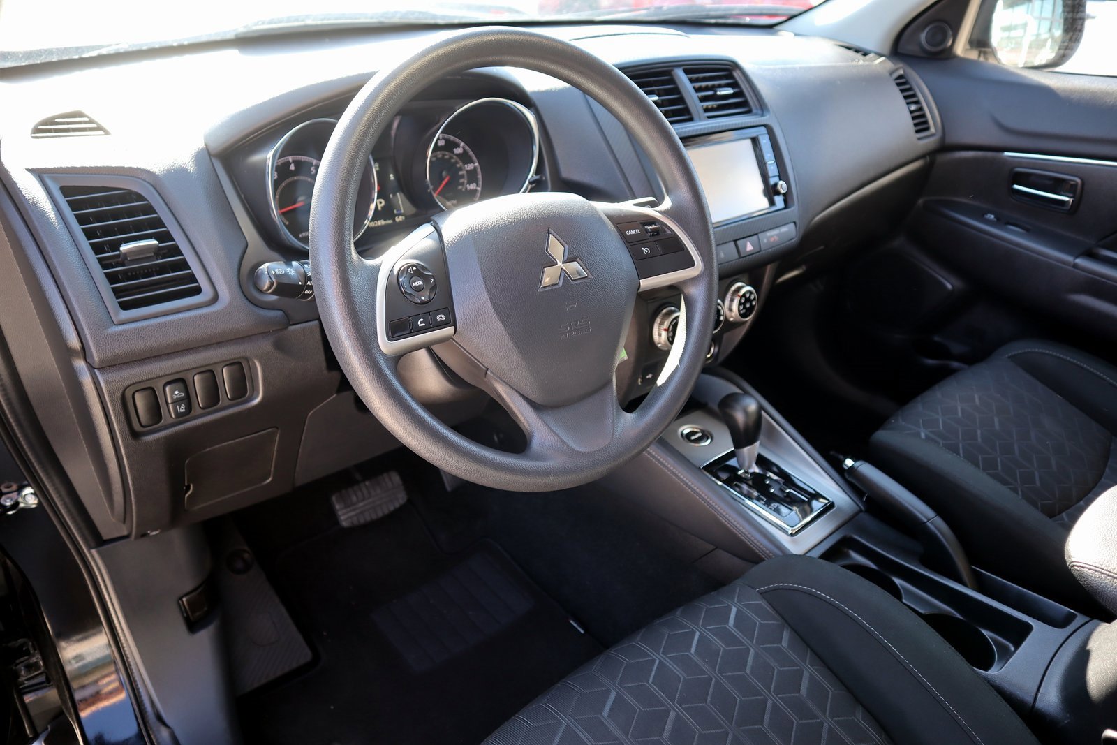 Used 2024 Mitsubishi Outlander Sport ES image 18