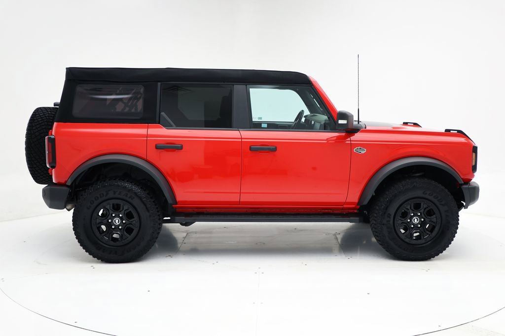 Used 2023 Ford Bronco Wildtrak image 3