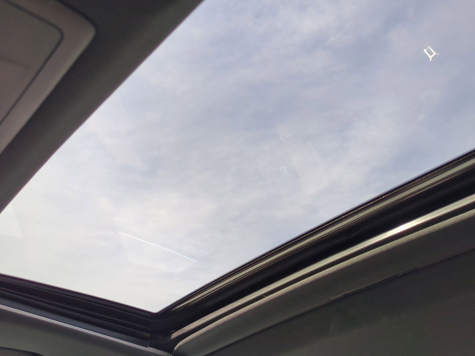 Used 2024 Lexus ES 300h w/ Technology Package image 28