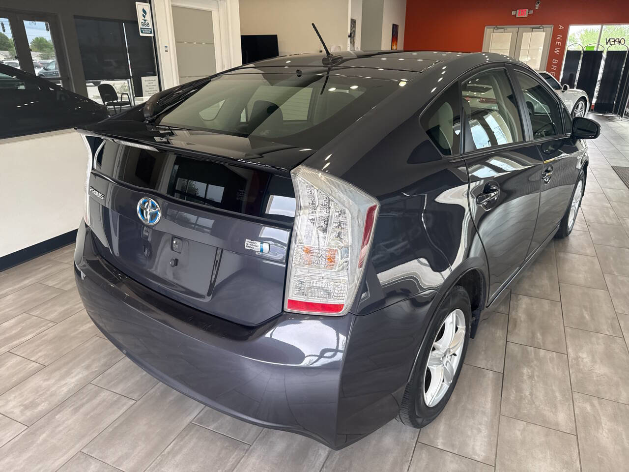 Used 2010 Toyota Prius Two FWD image 11