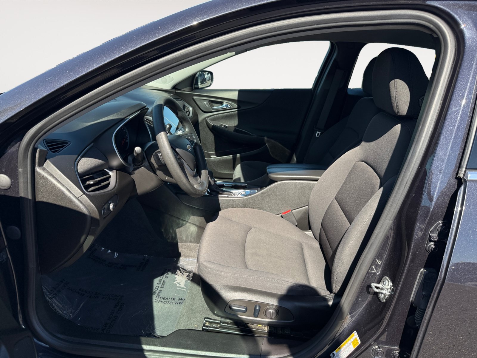 Used 2023 Chevrolet Malibu LT FWD image 10