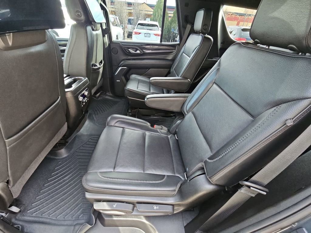 Used 2021 GMC Yukon Denali w/ Denali Ultimate Package image 11