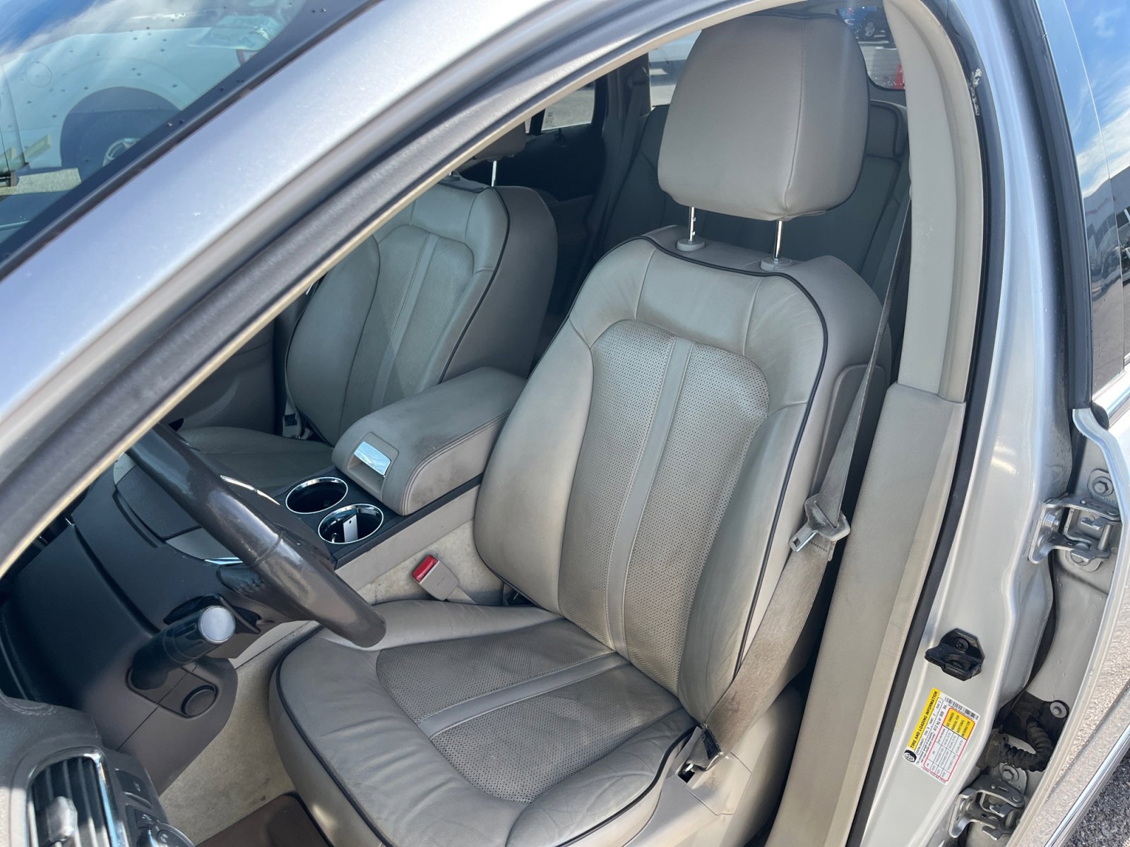 Used 2013 Lincoln MKX FWD image 14