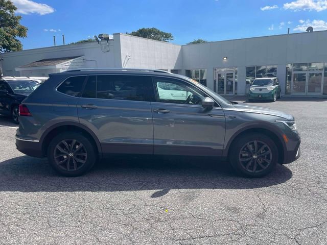 Used 2022 Volkswagen Tiguan SE image 6