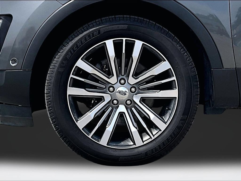 Used 2017 Ford Explorer Platinum AWD/4WD image 10