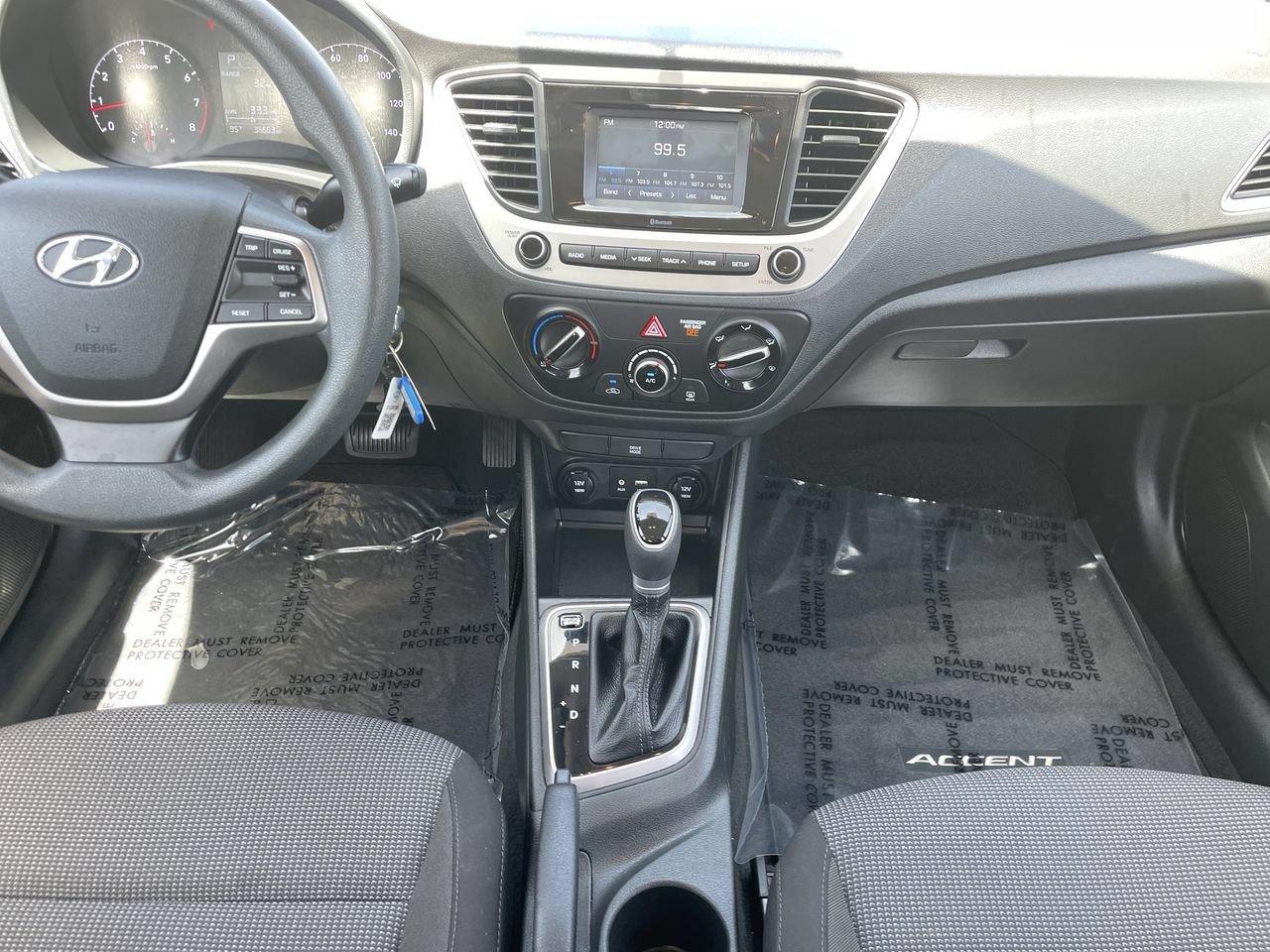 Used 2020 Hyundai Accent SE FWD image 13