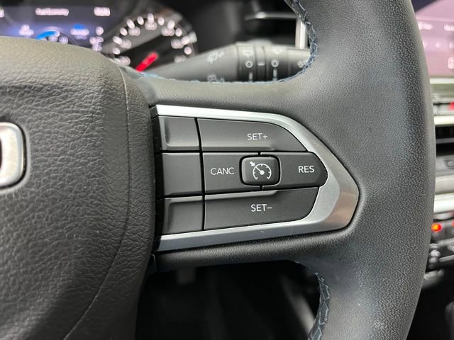 Used 2022 Jeep Compass Latitude AWD/4WD image 17