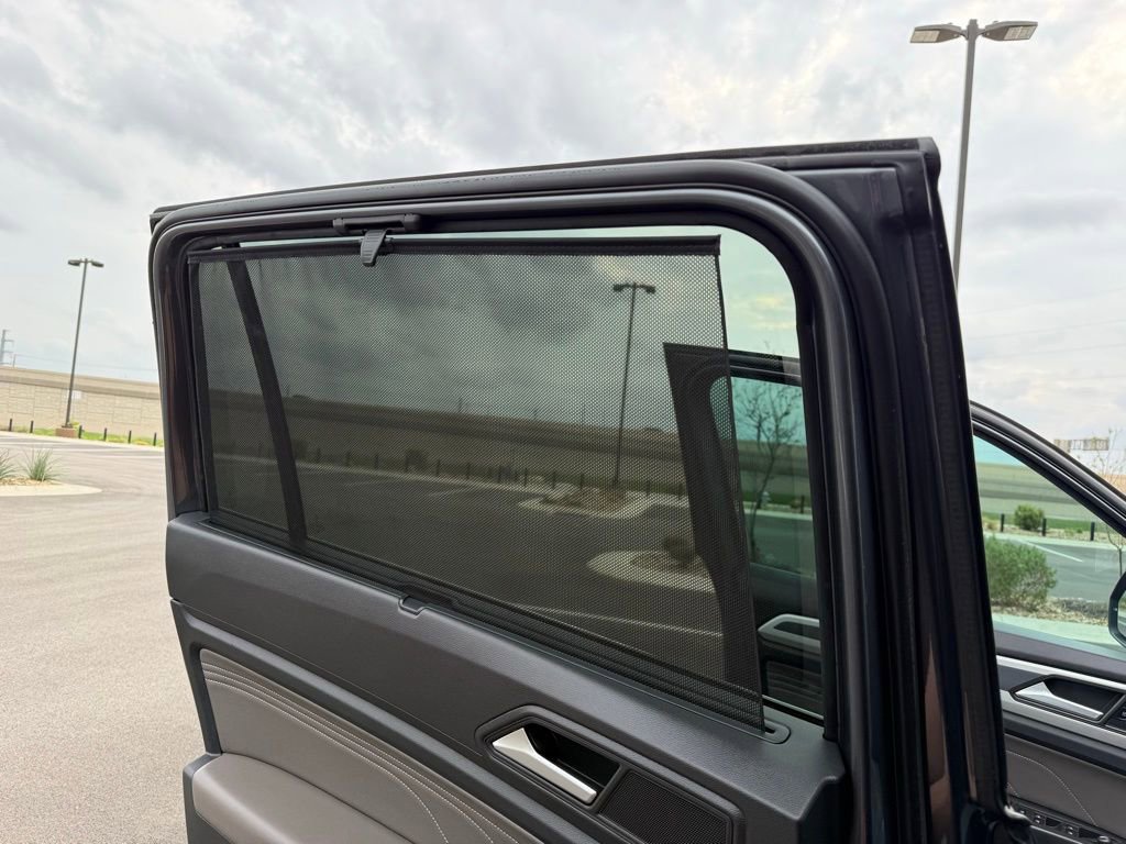 Used 2022 Volkswagen Atlas SEL Premium image 25