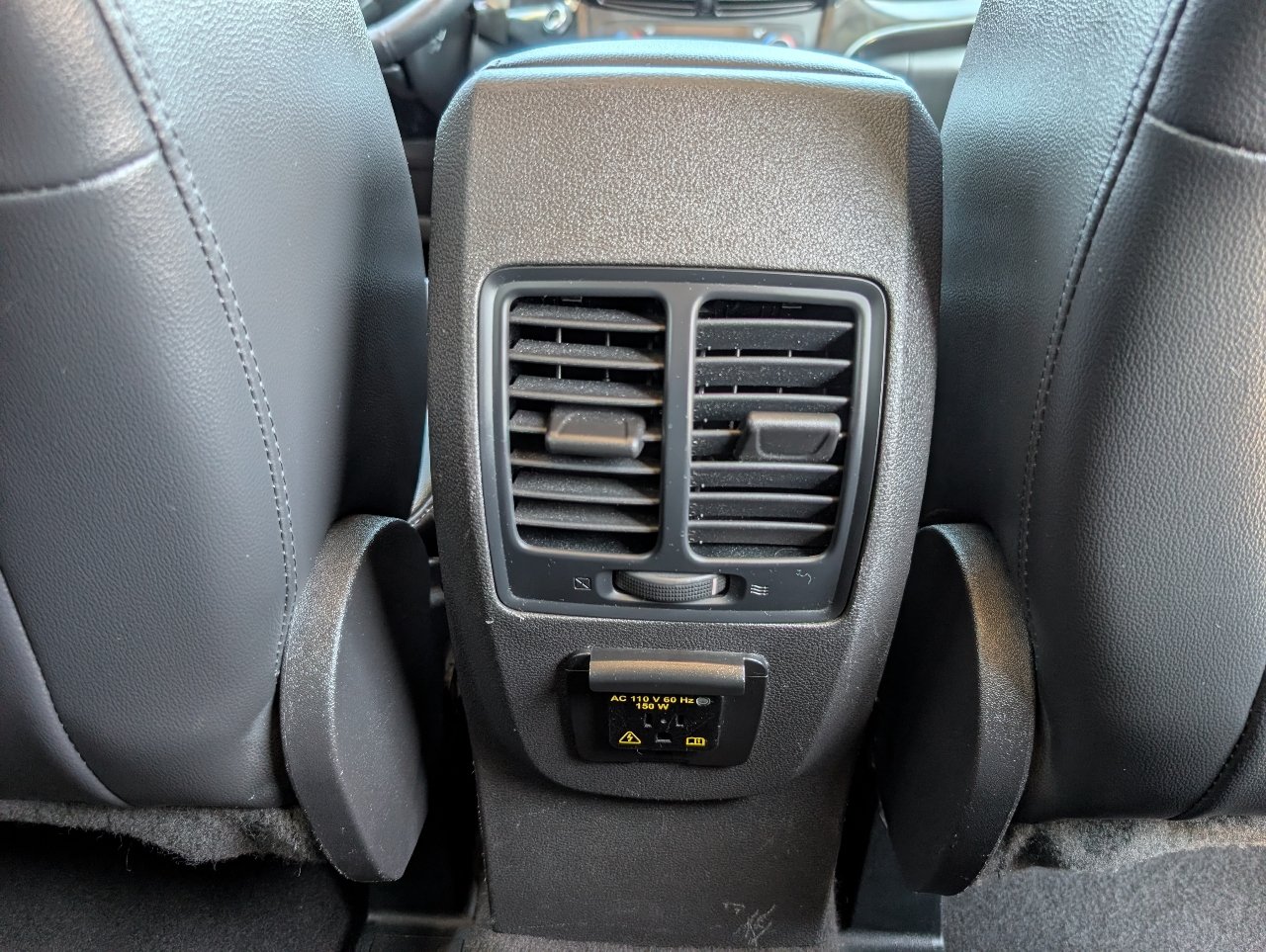 Used 2019 Ford Escape Titanium FWD image 7