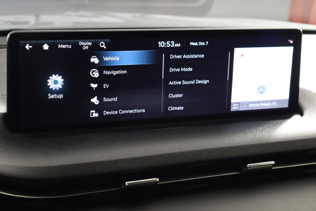 Used 2023 Genesis Electrified GV70 AWD/4WD image 36