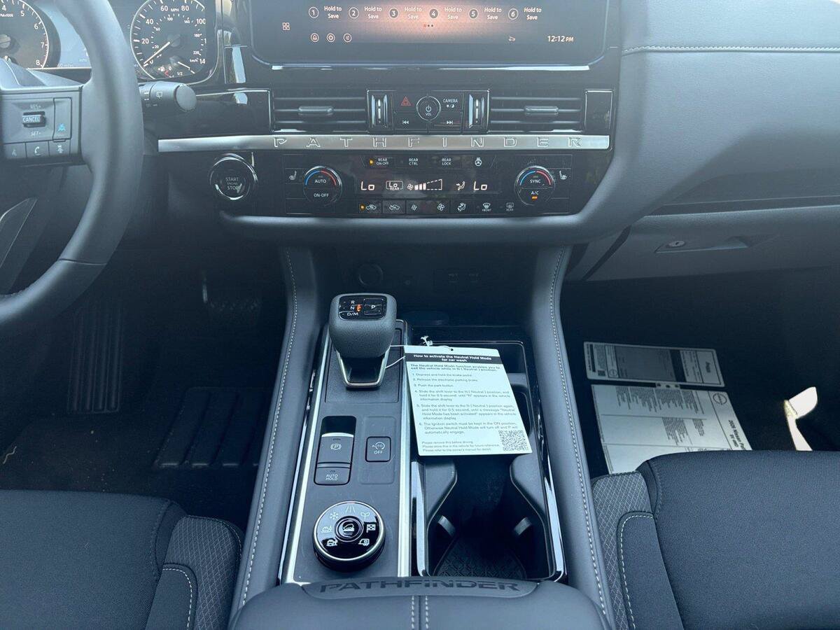 New 2026 Nissan Pathfinder SV w/ SV Premium Package AWD/4WD image 11