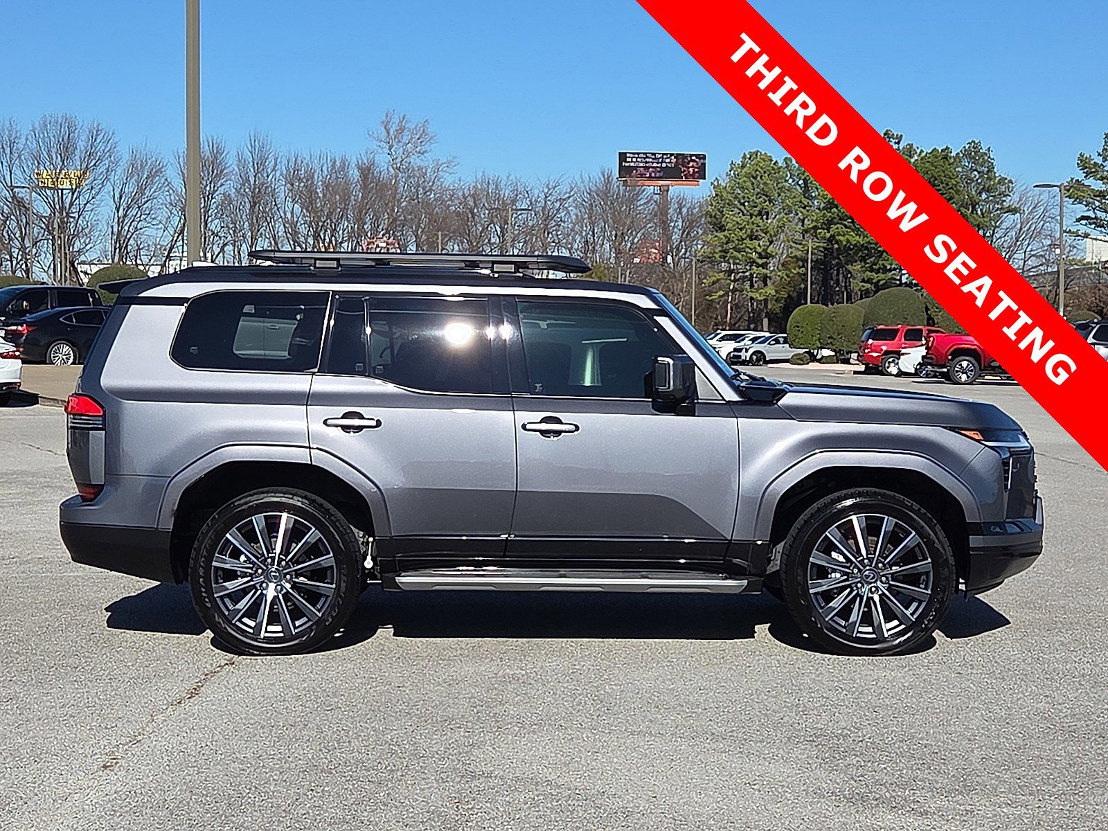 Used 2024 Lexus GX 550 w/ Accessory Package (31) image 6