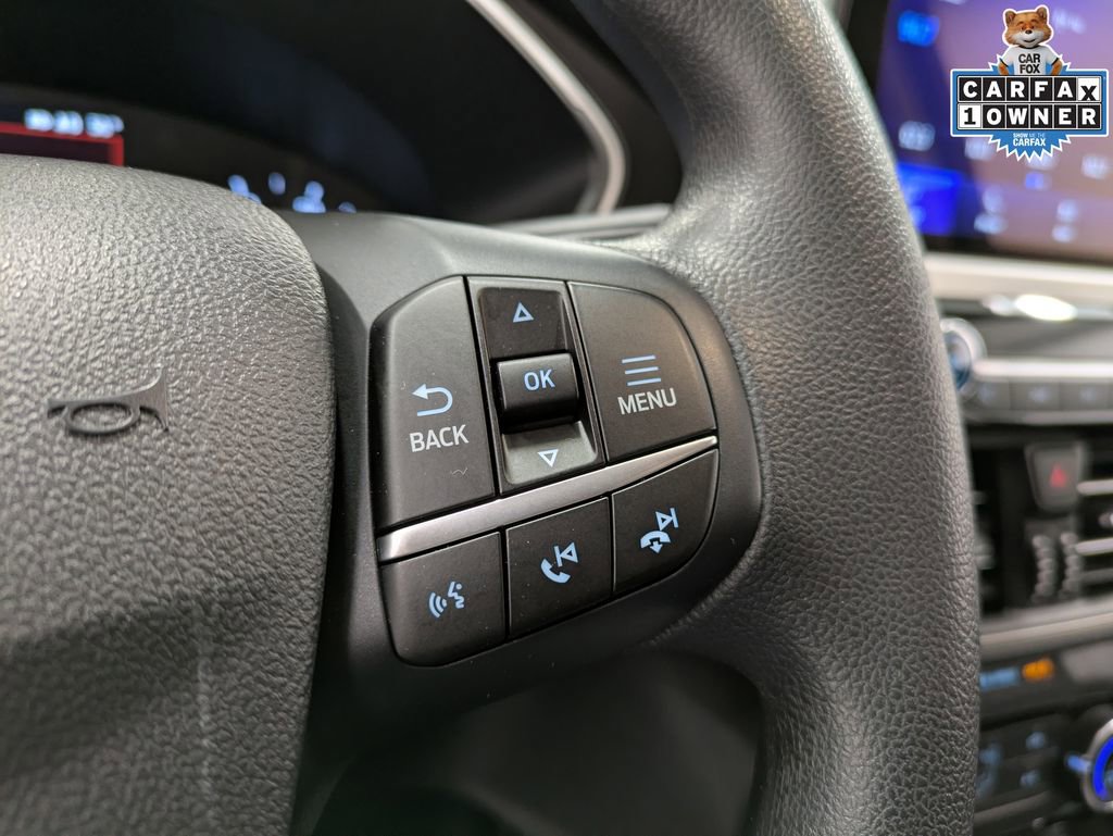 Used 2022 Ford Escape SE image 18