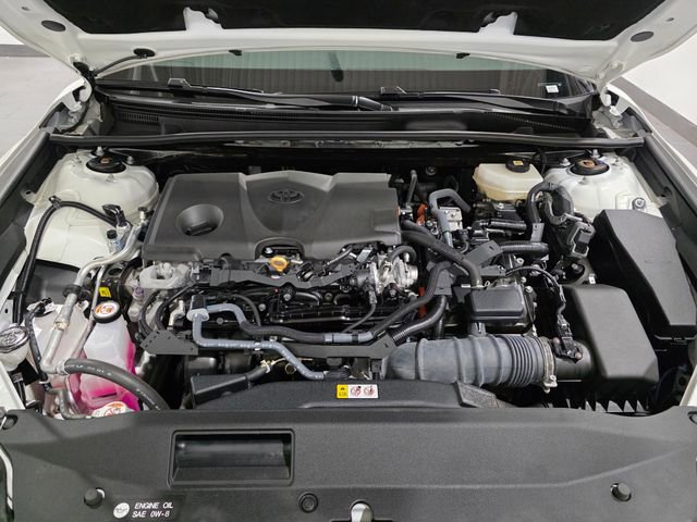 Used 2025 Toyota Camry SE FWD image 27