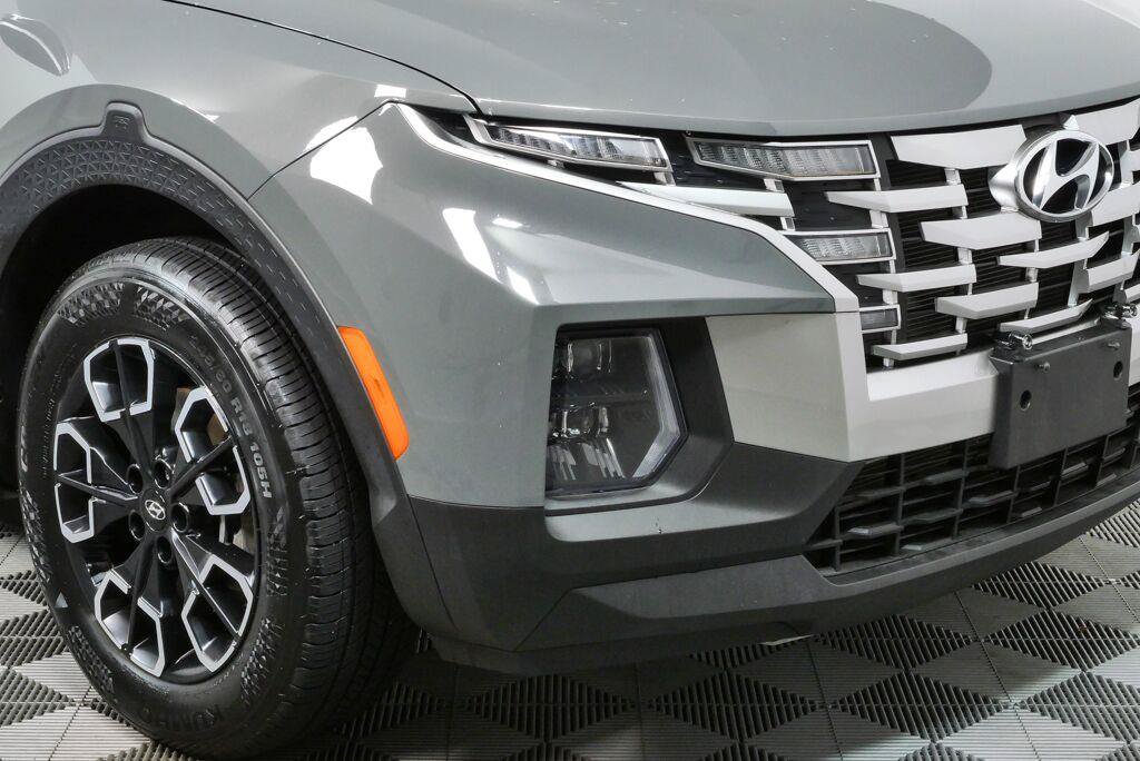 Used 2024 Hyundai Santa Cruz SEL w/ Activity Package FWD image 36