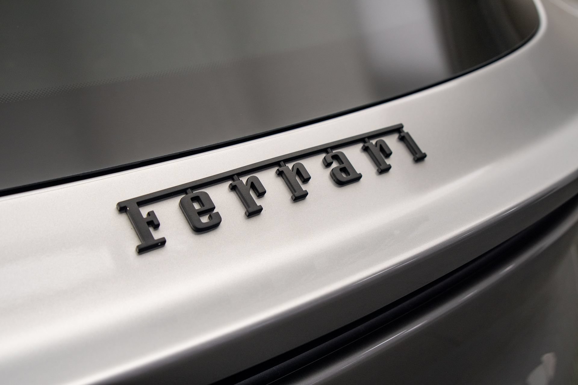 Used 2025 Ferrari Purosangue AWD/4WD image 52