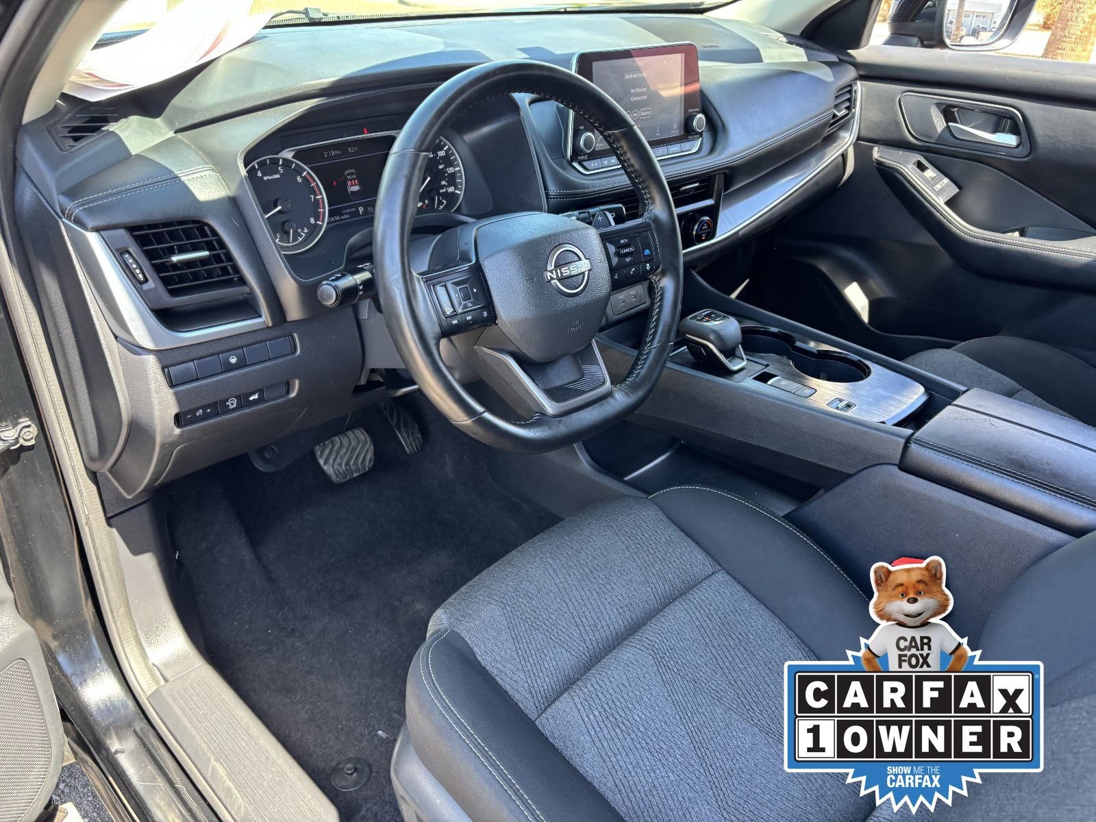 Used 2025 Nissan Rogue SV FWD image 19