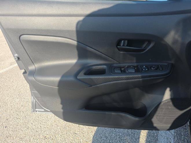 Used 2025 Nissan Versa S w/ Trunk Package FWD image 8