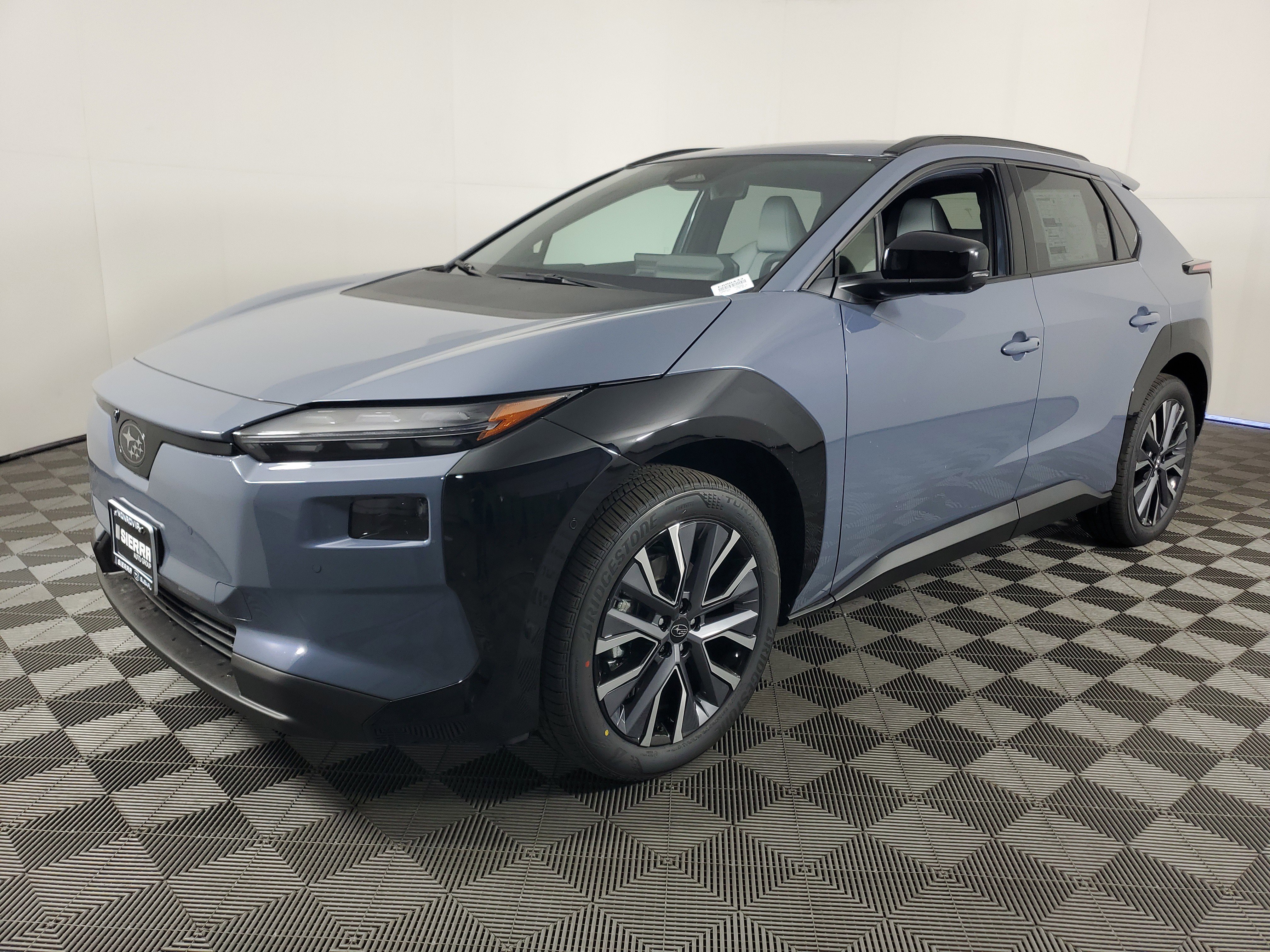 New 2026 Subaru Solterra Limited image 8