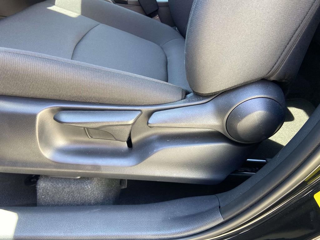 Used 2024 Toyota Corolla Cross LE w/ Moonroof Package FWD image 15