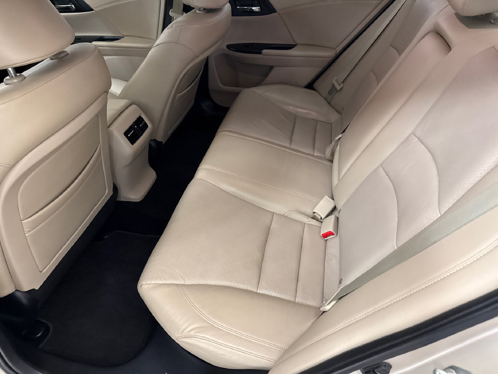Used 2013 Honda Accord EX-L image 18