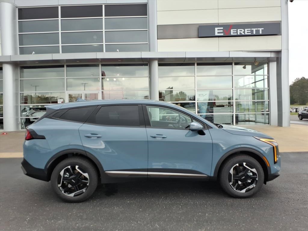 New 2026 Kia Sportage S image 3