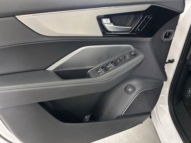 Certified 2025 Acura MDX SH-AWD image 15