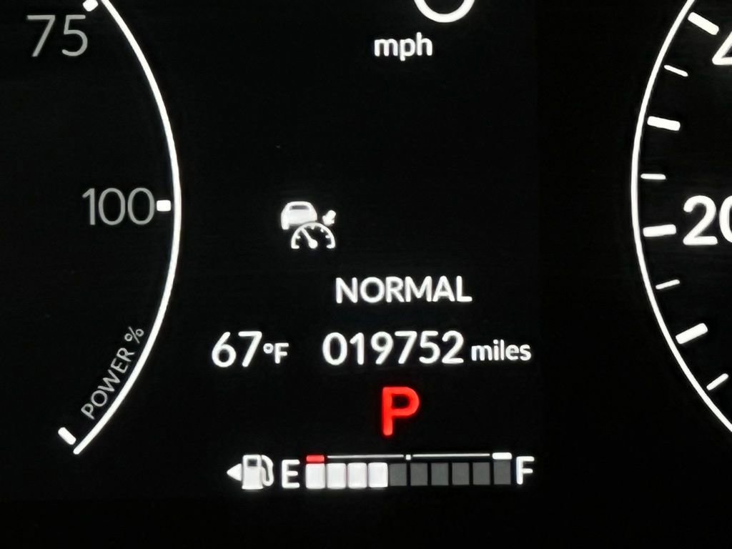 Used 2025 Honda CR-V Sport Touring image 14