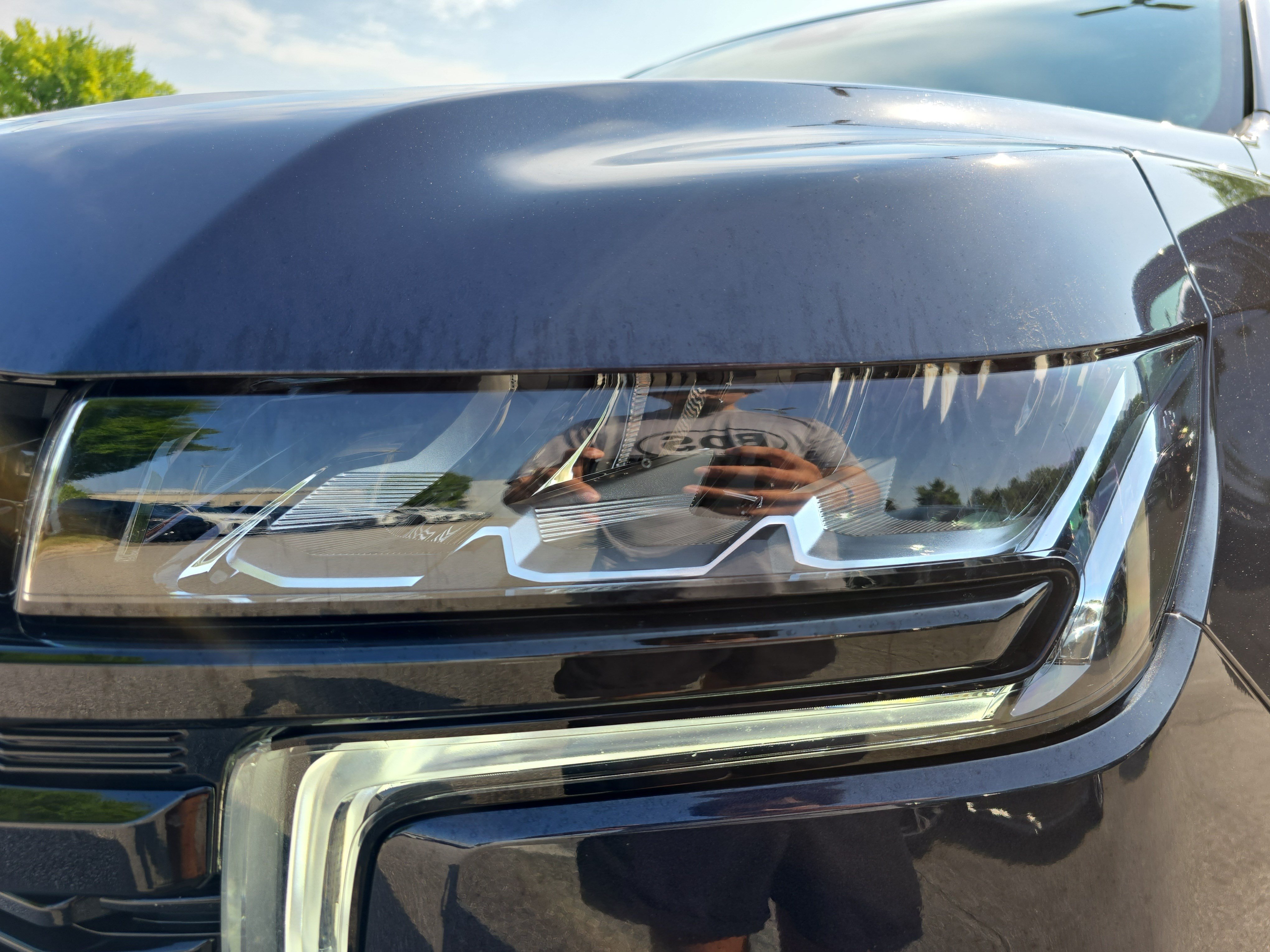 Used 2024 Chevrolet Tahoe RST w/ Luxury Package AWD/4WD image 28