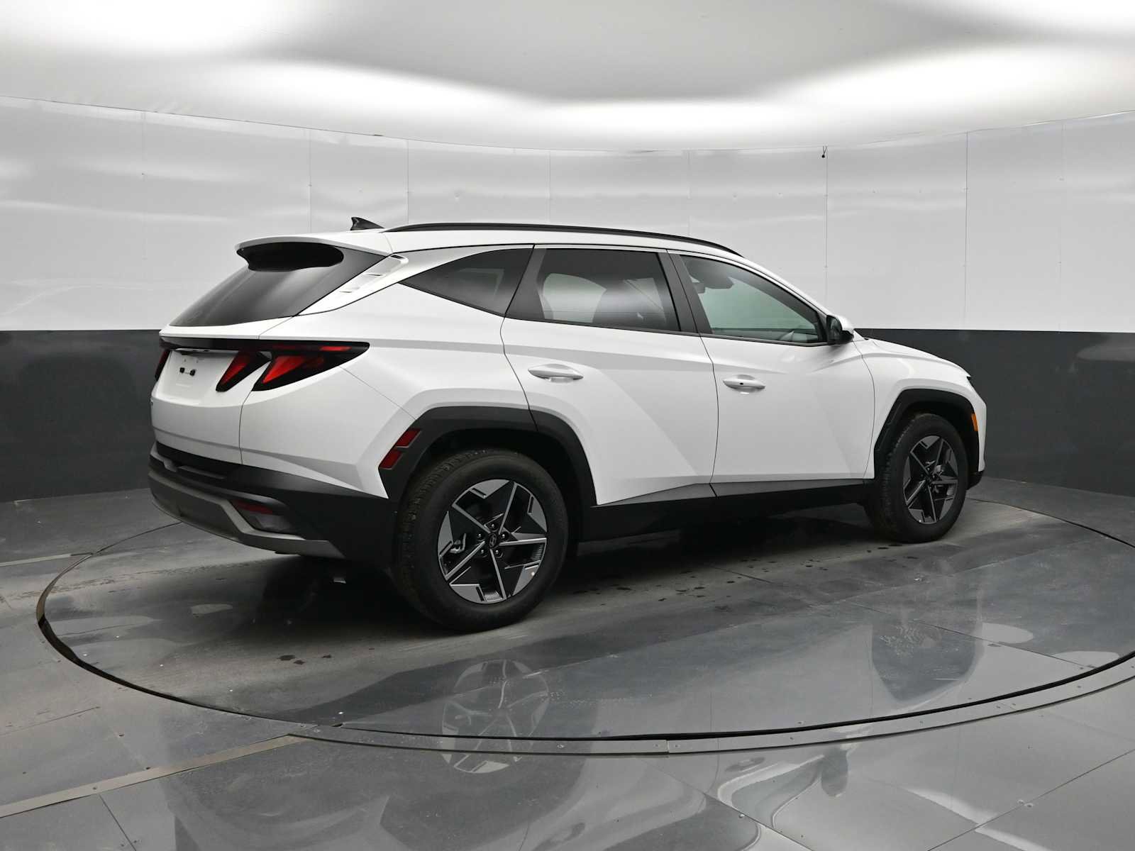 New 2026 Hyundai Tucson SEL FWD image 8