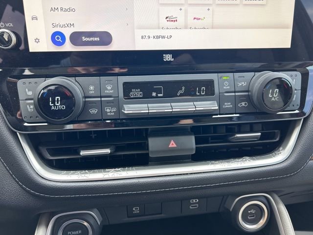 Used 2024 Toyota Grand Highlander AWD Hybrid image 21