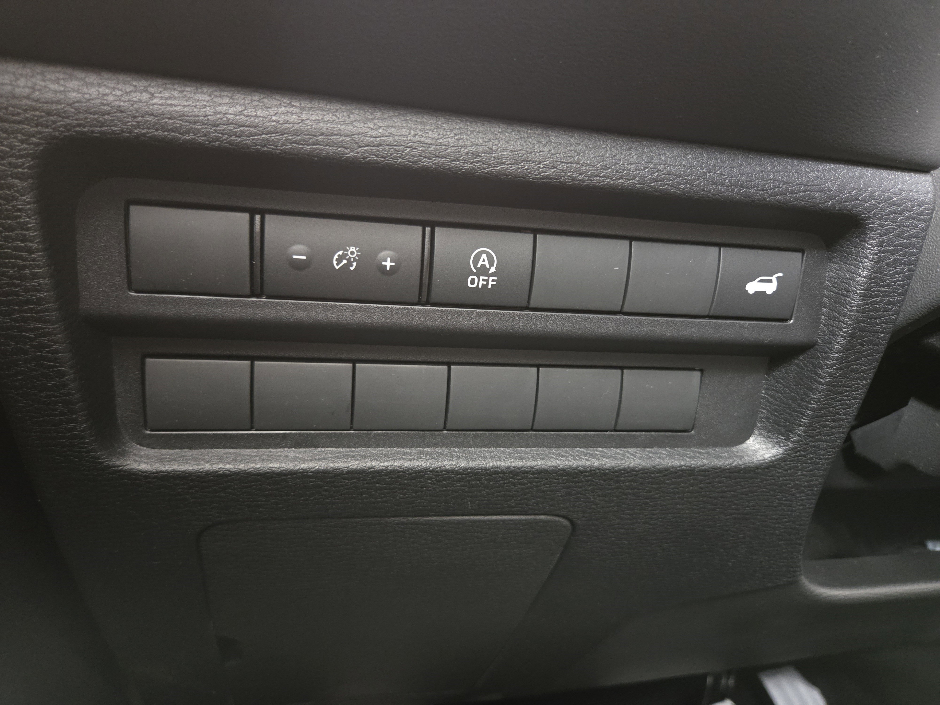 New 2026 Mitsubishi Outlander SEL image 29