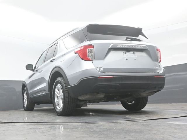 Used 2022 Ford Explorer XLT image 23