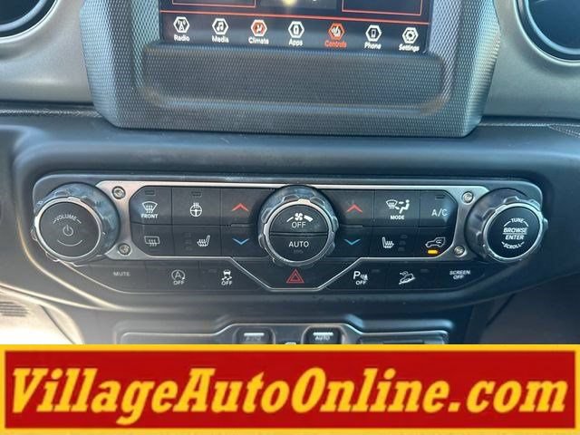 Used 2019 Jeep Wrangler Unlimited Sport w/ Technology Group AWD/4WD image 19