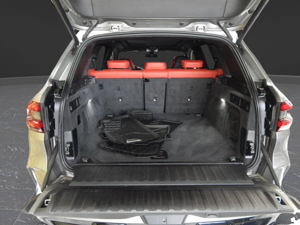 Used 2021 BMW X5 M w/ Competition Package AWD/4WD image 9