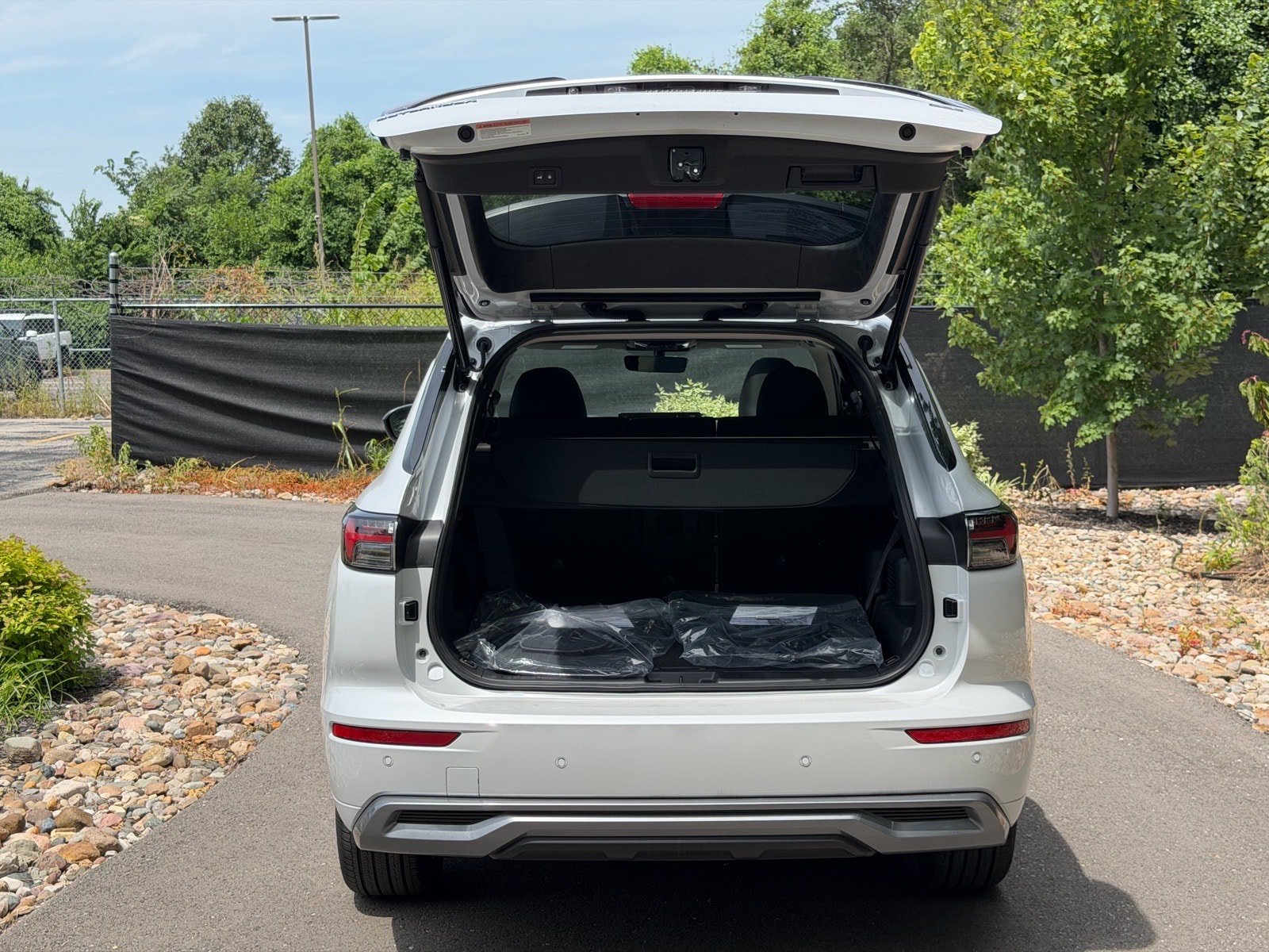 New 2026 Mitsubishi Outlander SEL AWD/4WD image 16