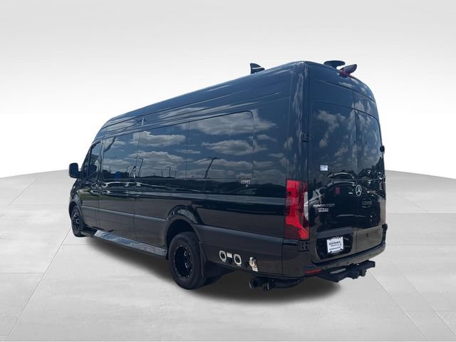 Used 2024 Mercedes-Benz Sprinter 3500 image 3